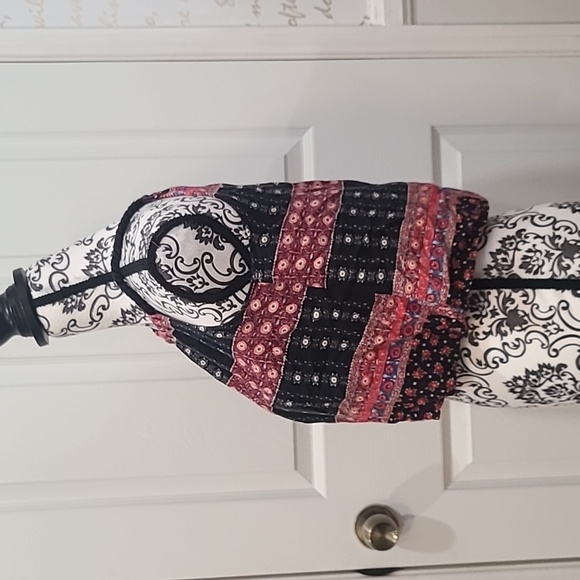 Multi-patterned Halter Crop Top - Picture 2 of 4